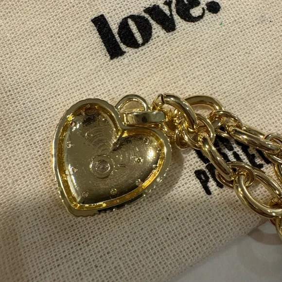 💝 Love is Project Gold Tone Heart Chain Necklace NWT Valentine’s Day - Picture 3 of 4